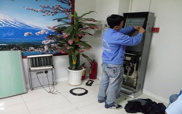 Hướng dẫn cách lắp đặt điều hòa tủ đứng chính xác nhất