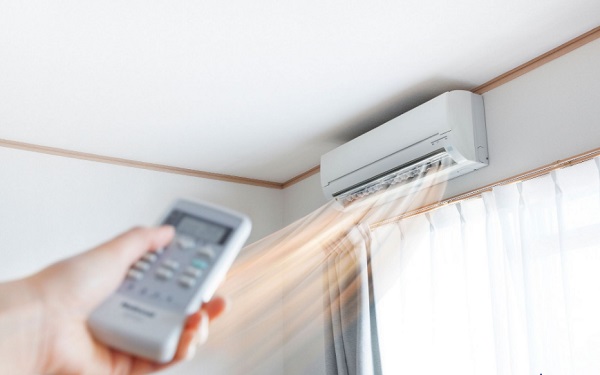 Hạn chế thói quen bật/ tắt điều hòa liên tục để tránh tiêu hao nhiều điện
