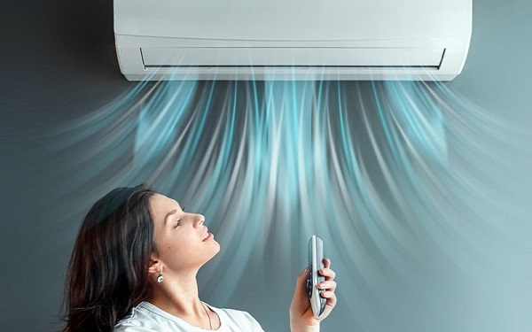 Viêm xoang, đau họng, đau mỏi gáy,... là những căn bệnh phổ biến khi ngồi điều hòa quá lâu